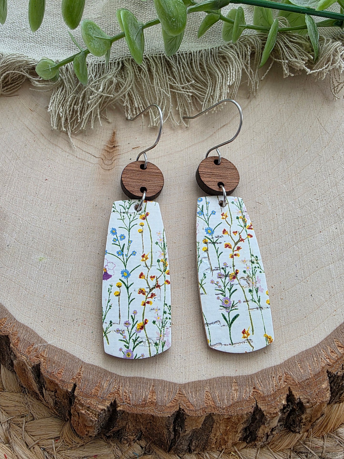 Delicate Wildflower Floral Bar Leather Earrings