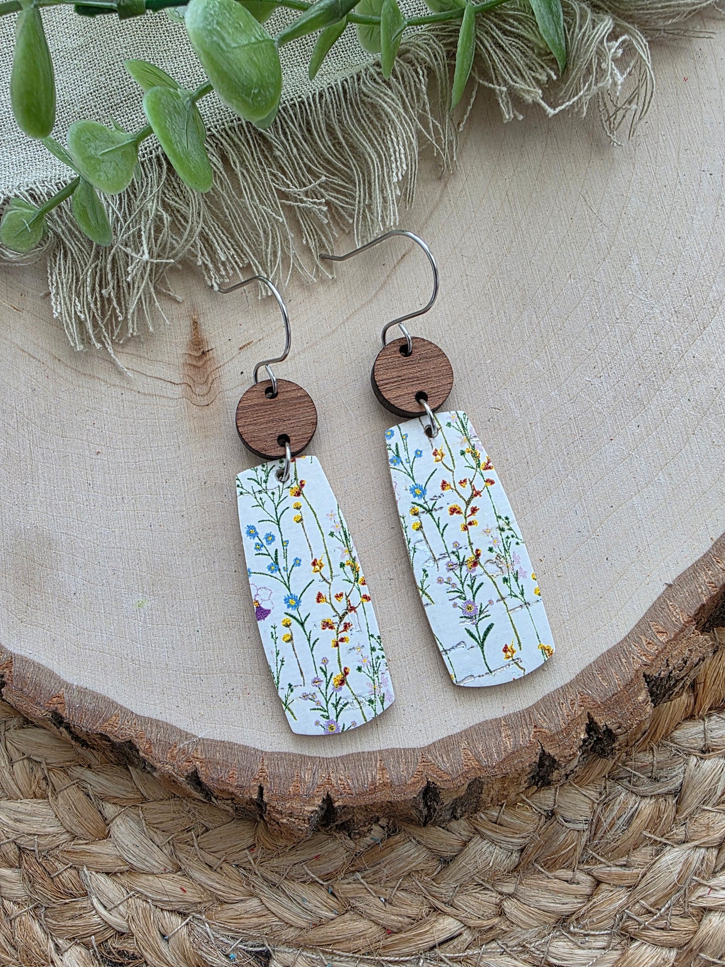 Delicate Wildflower Floral Bar Leather Earrings