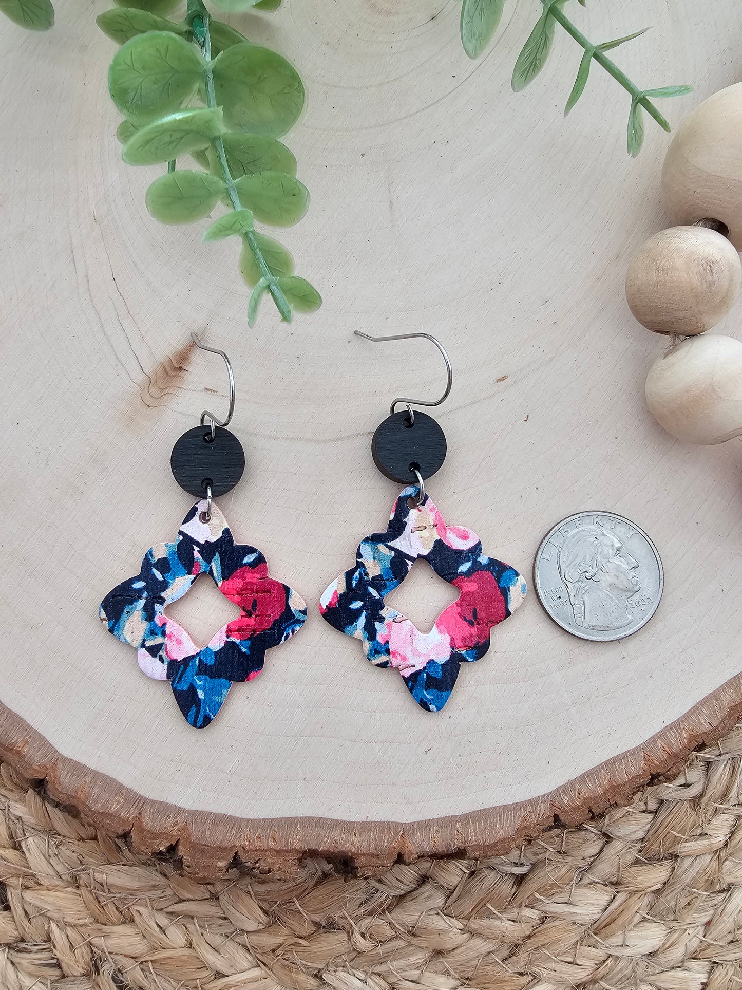 Midnight Rose Garden Scalloped Diamond Earrings