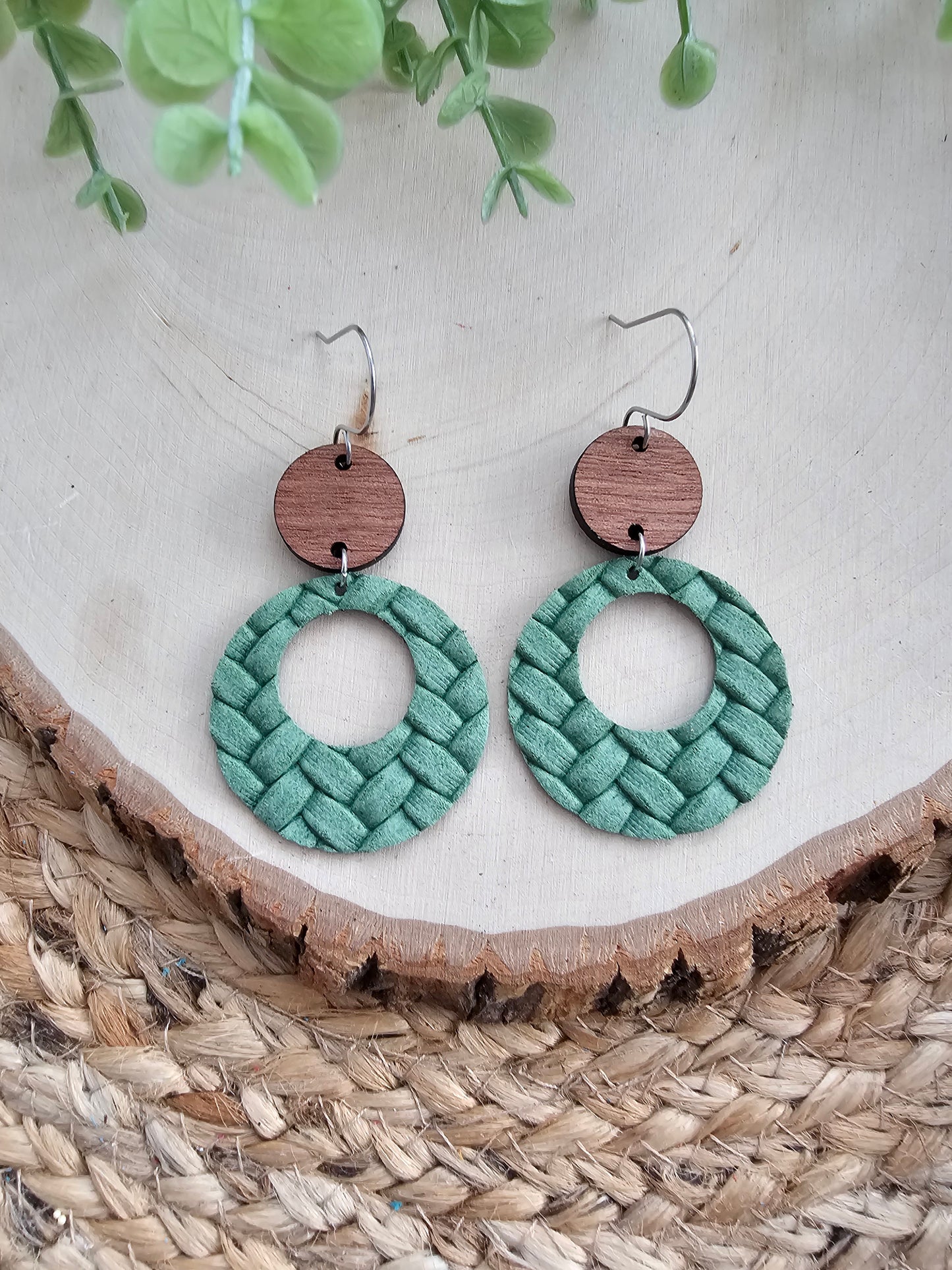 Spring Green Embossed Braid Circle Cutout Earrings