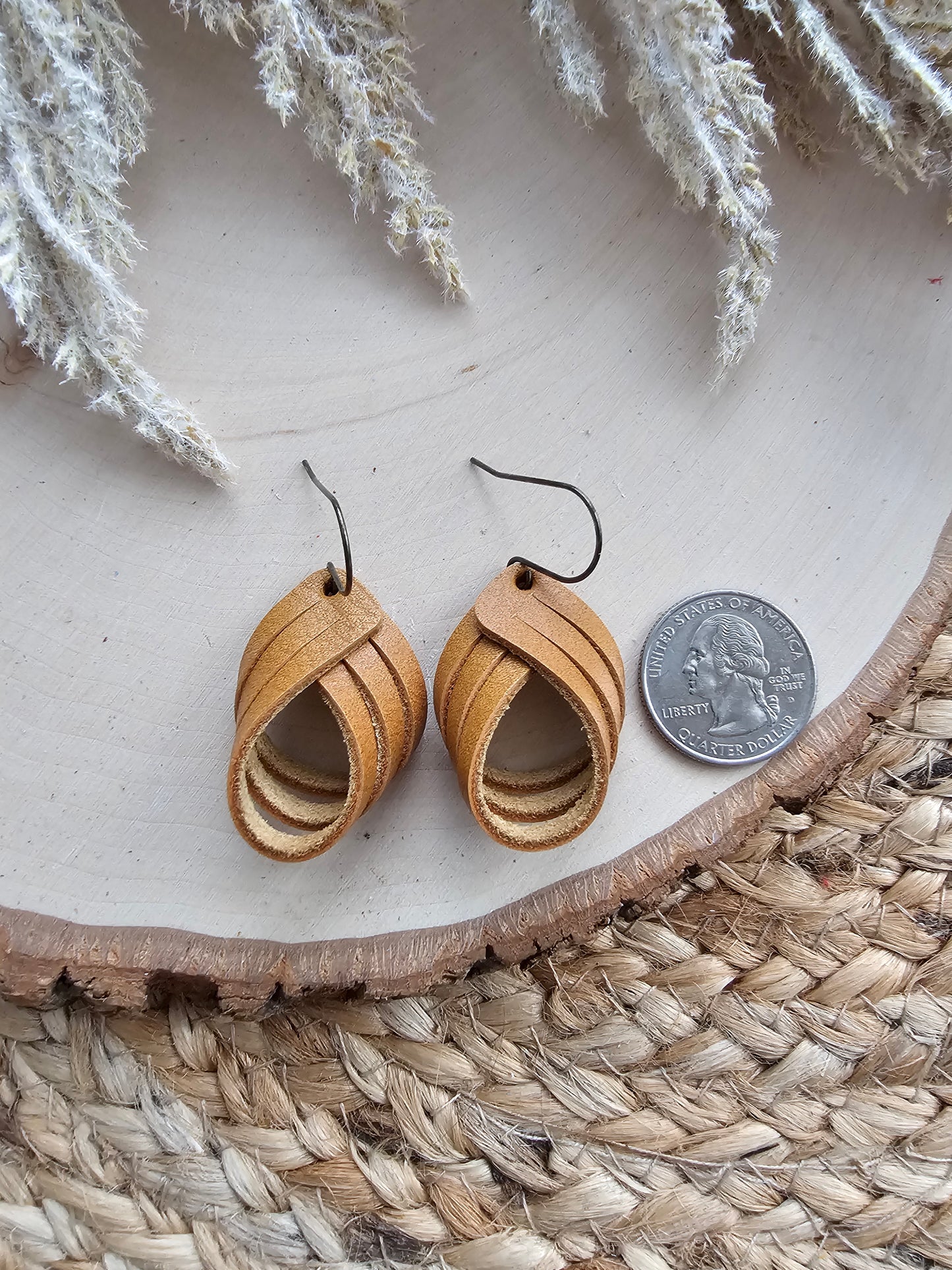 Honey Brown Sculpted Loop Earrings