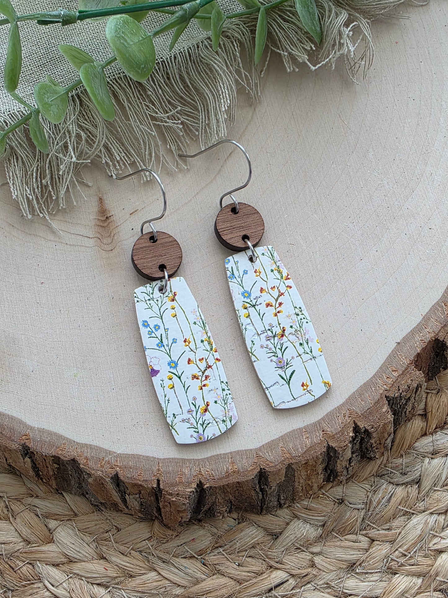 Delicate Wildflower Floral Bar Leather Earrings