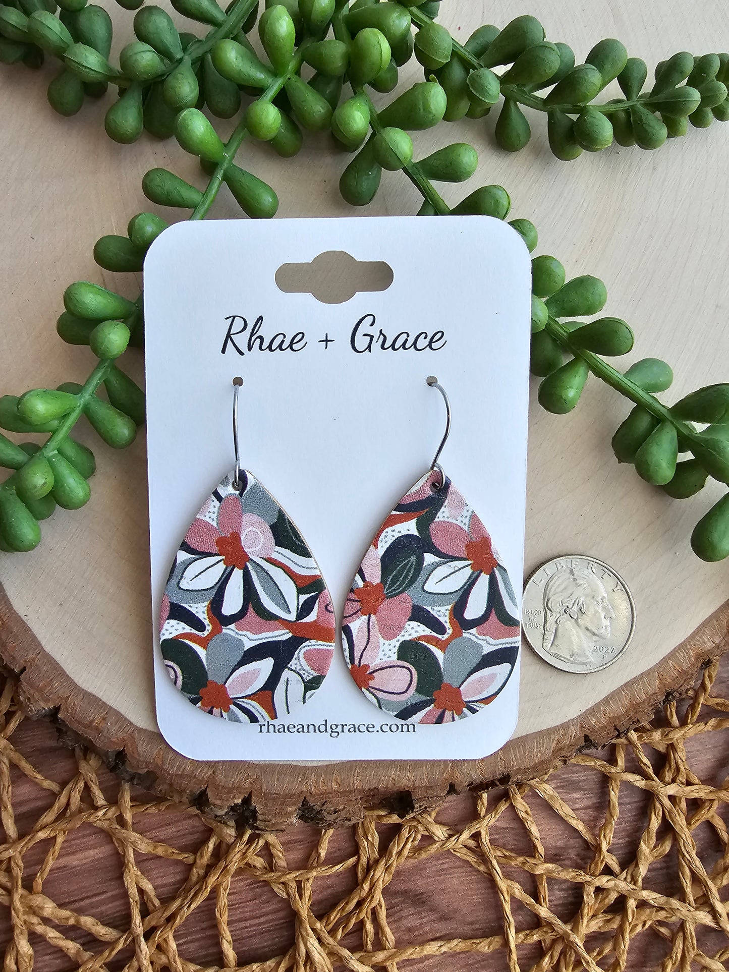 Retro Floral Teardrop Earrings - Medium