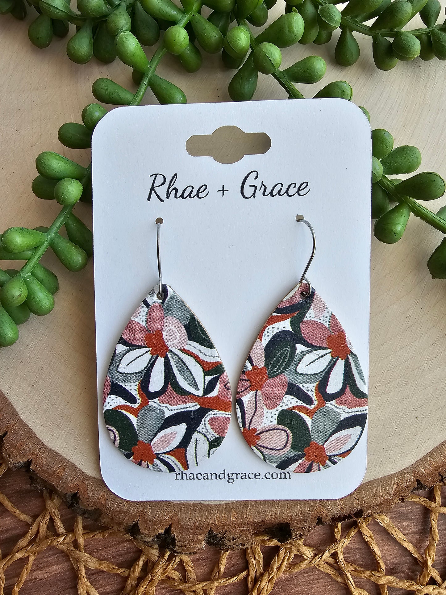 Retro Floral Teardrop Earrings - Medium