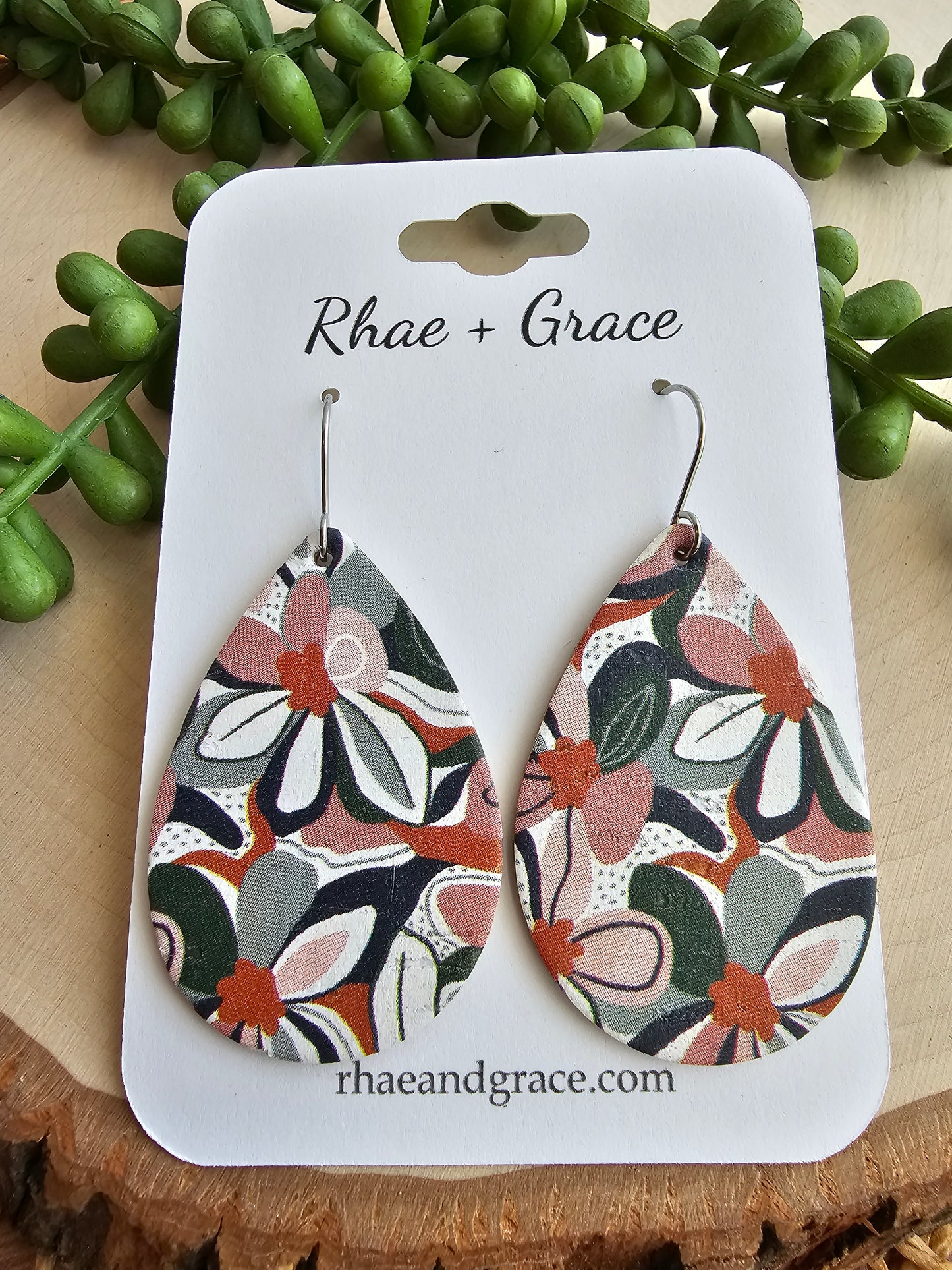 Retro Floral Teardrop Earrings - Medium