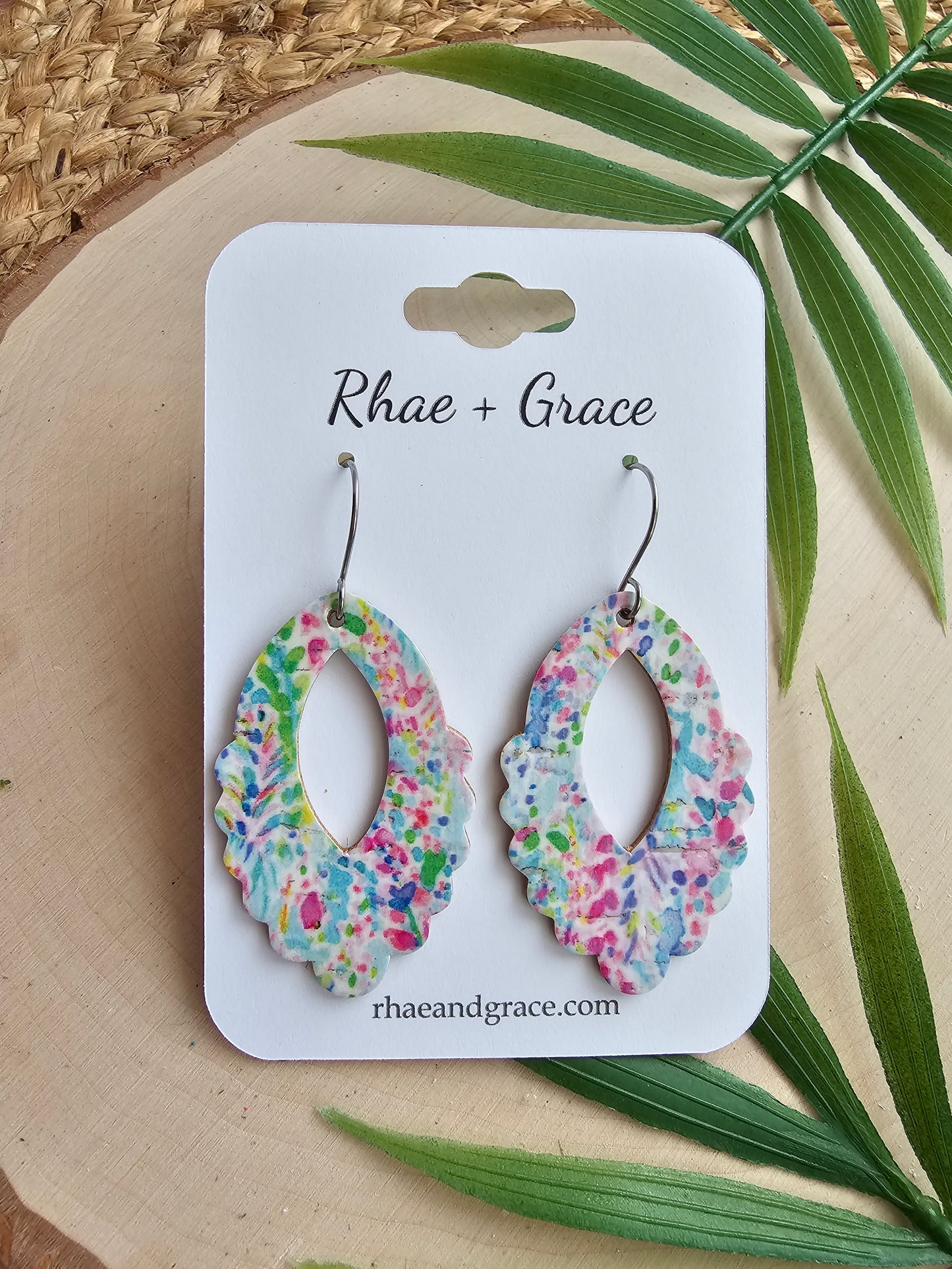 Summer Breeze Floral Scalloped Earrings