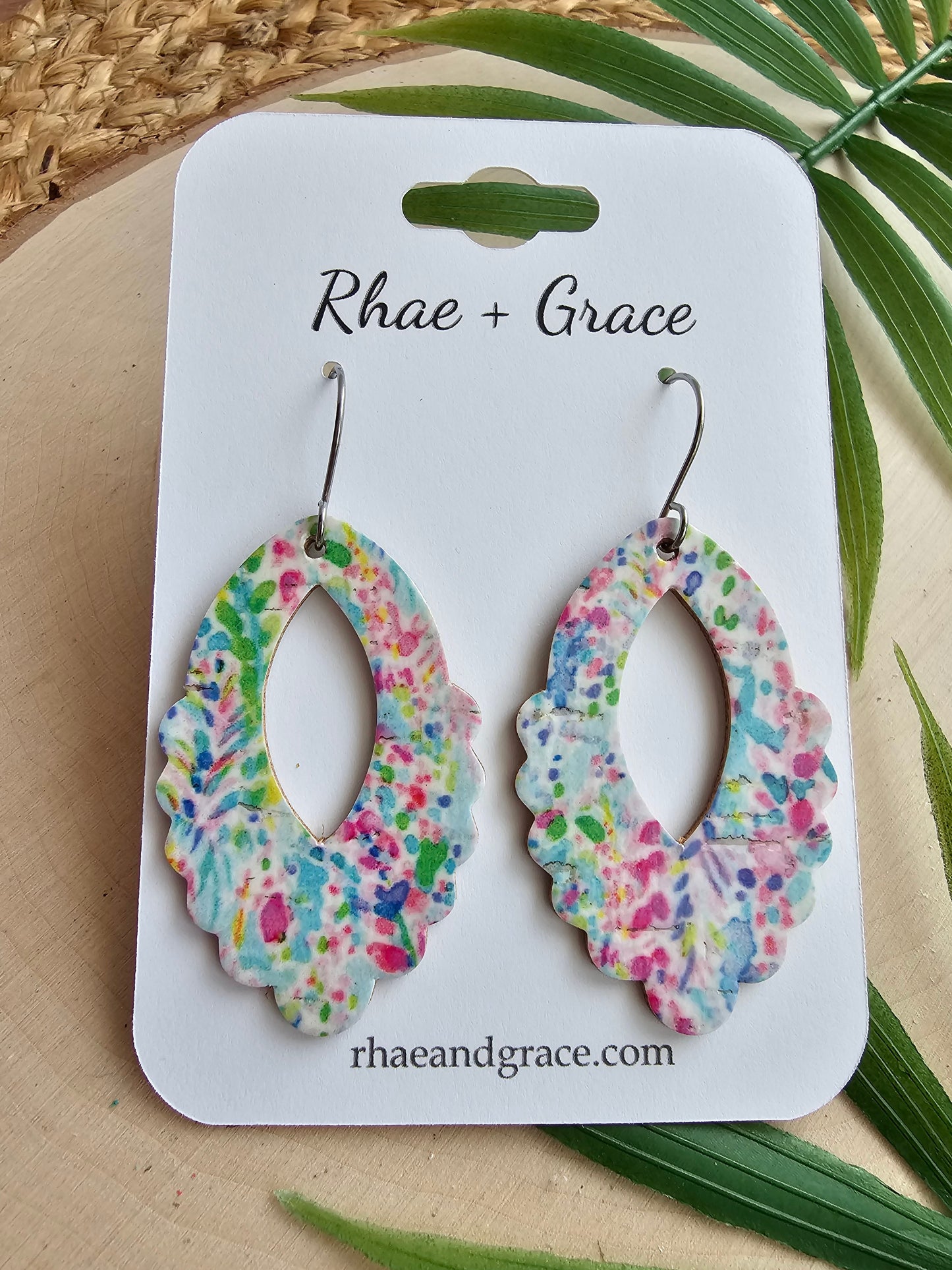 Summer Breeze Floral Scalloped Earrings