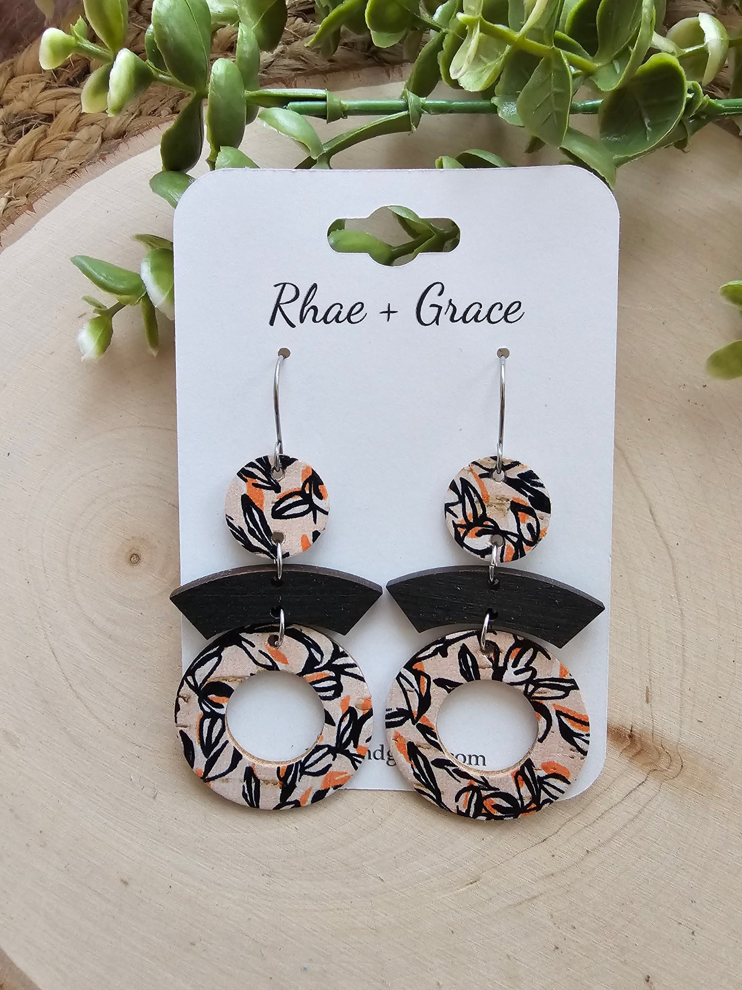 Autumn Vines Round Cutout Earrings