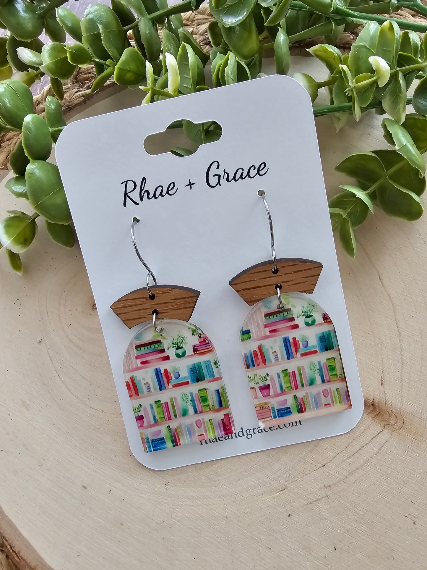 Book Lover Closed Arch Earrings