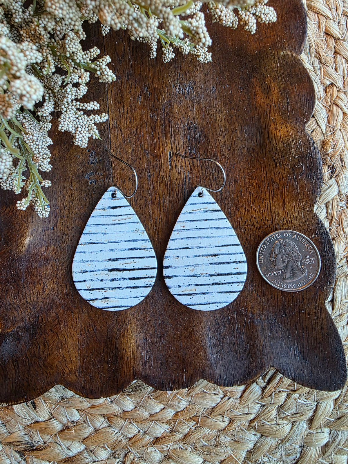 Black & White Vintage Pinstripe Teardrop Earrings - Medium
