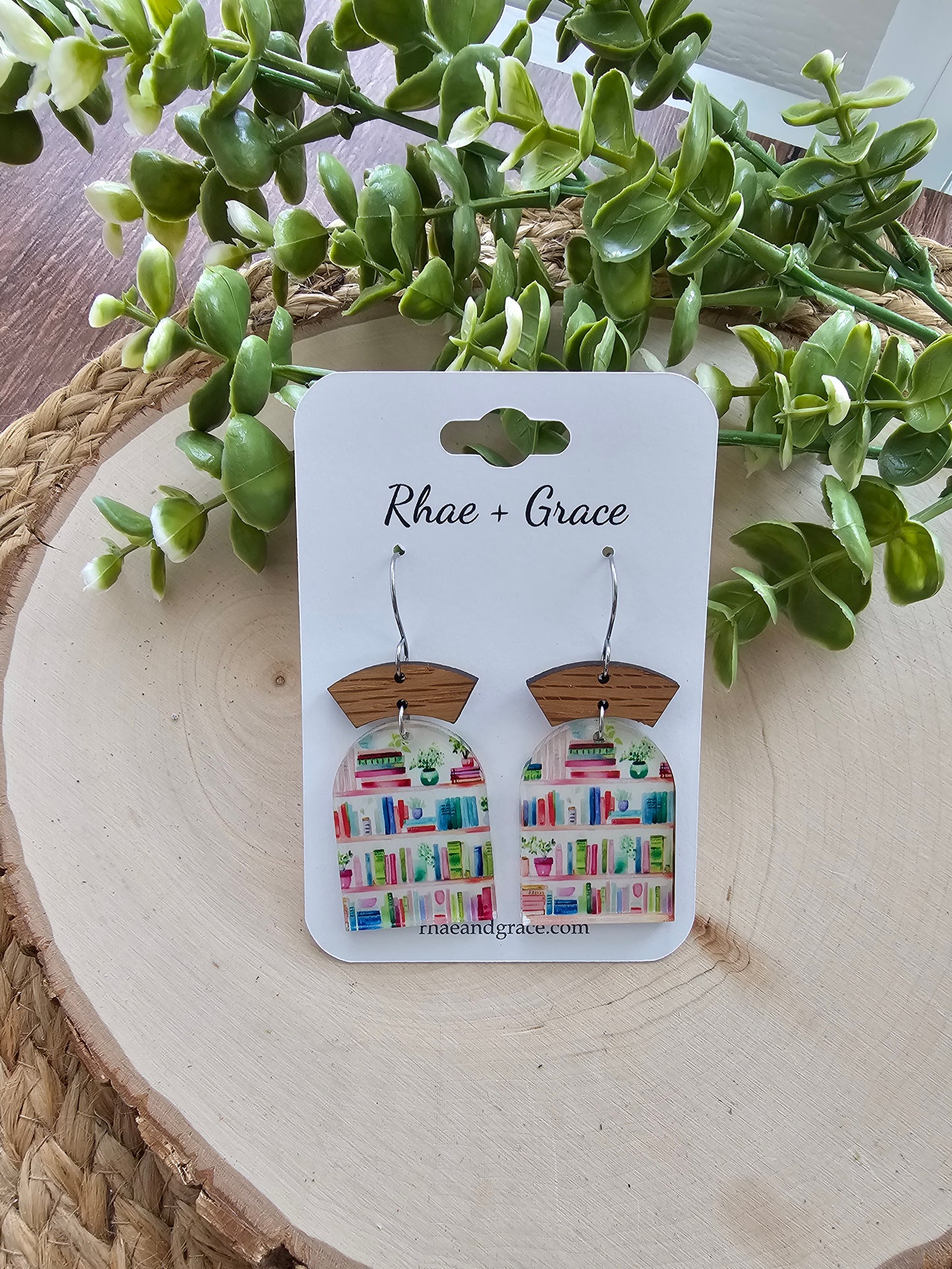 Book Lover Closed Arch Earrings