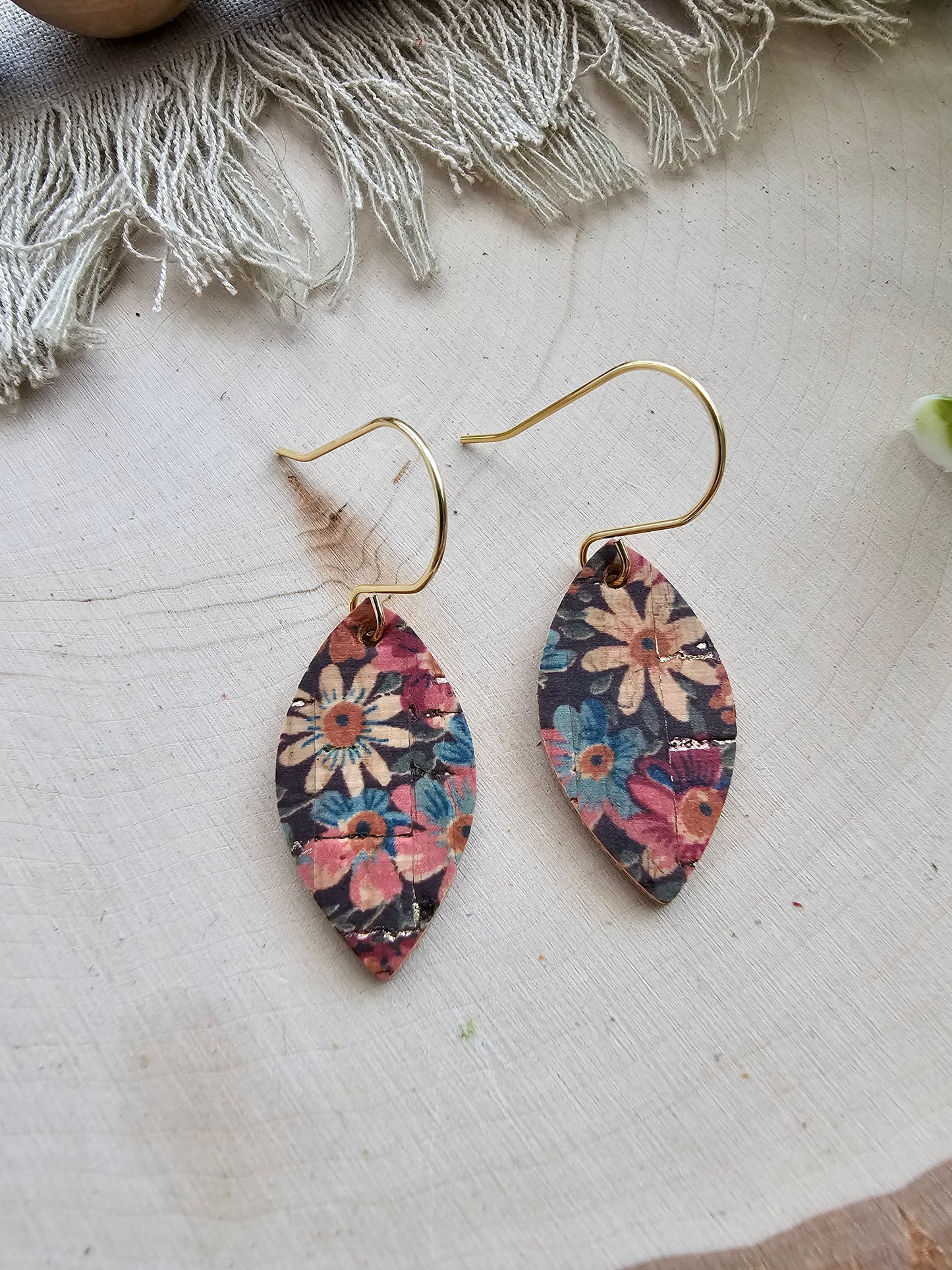 Vintage Fall Floral Leaf Earrings - Small