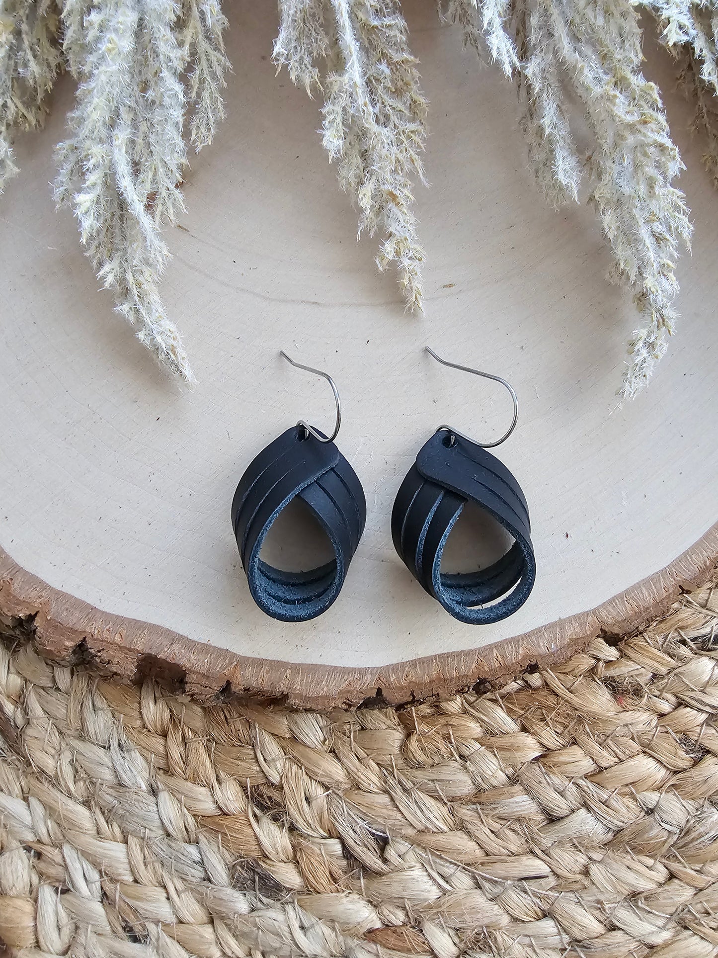 Black Sculpted Loop Earrings