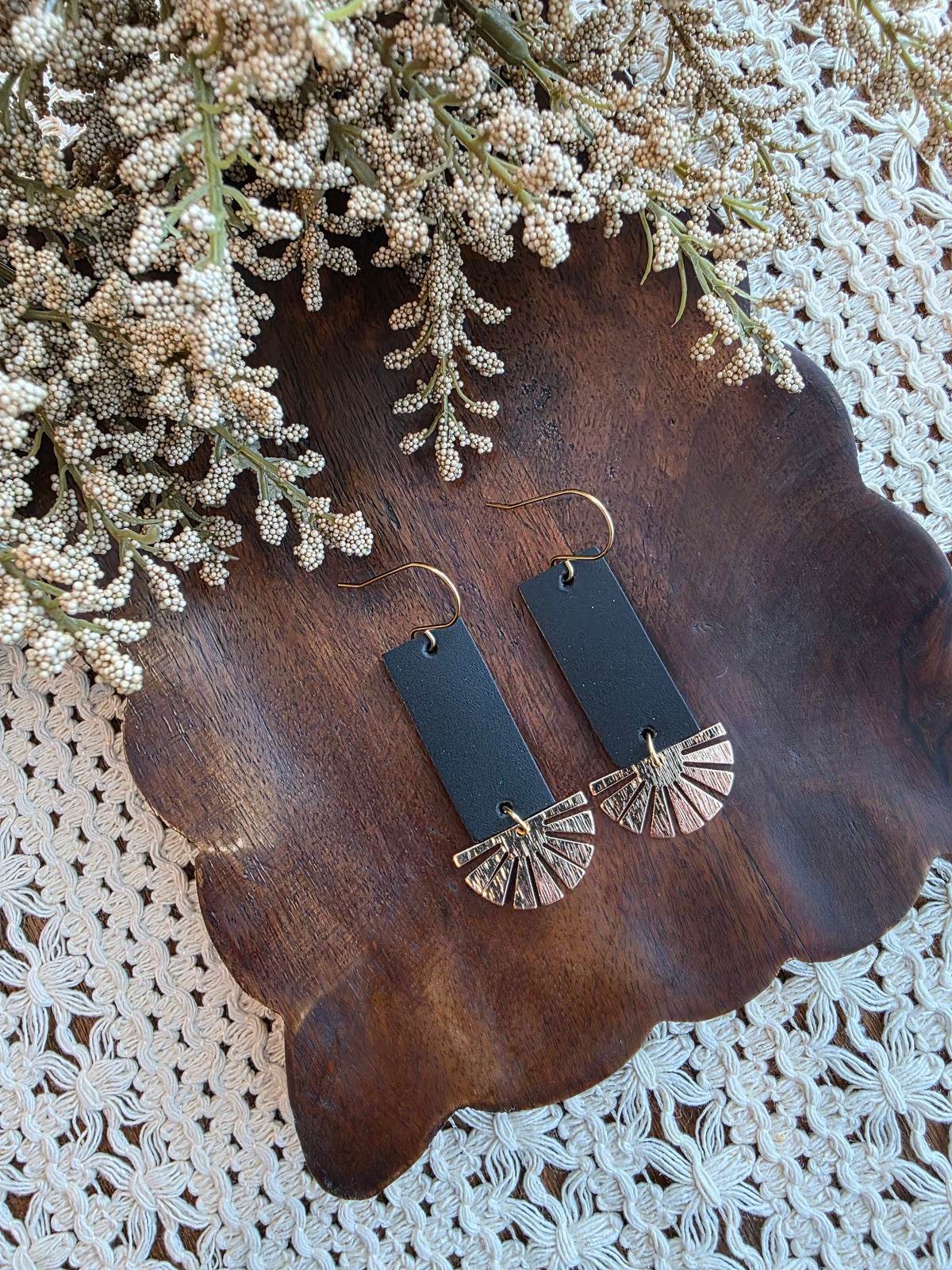 Black & Gold Sunray Bar Earrings
