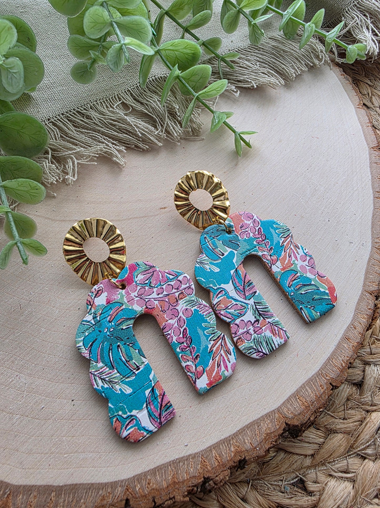 Tropical Monstera Scalloped Arch Earrings