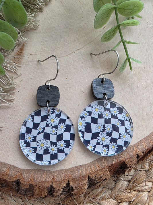 Acrylic Black & White Checkered Daisy CircleEarrings