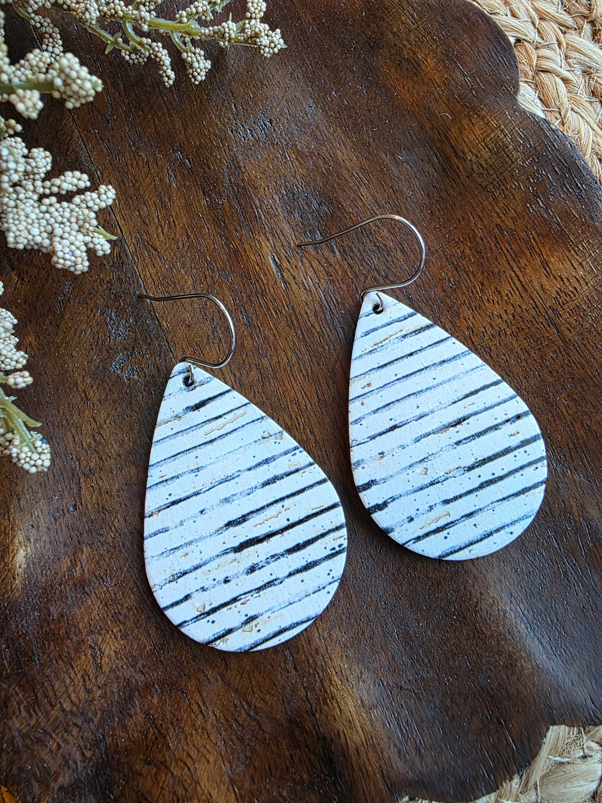 Black & White Vintage Pinstripe Teardrop Earrings - Medium