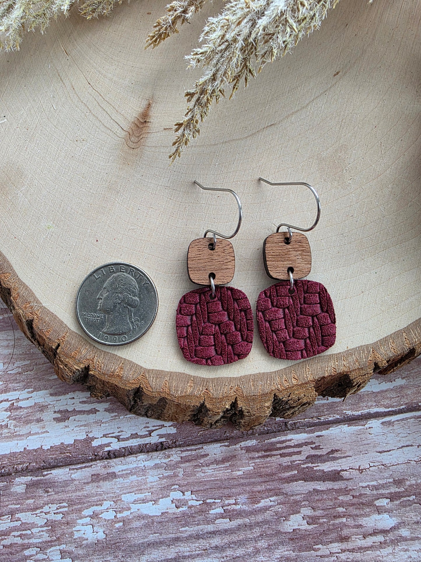 Red Wine Knit Embossed Braid Rounded Square Earrings