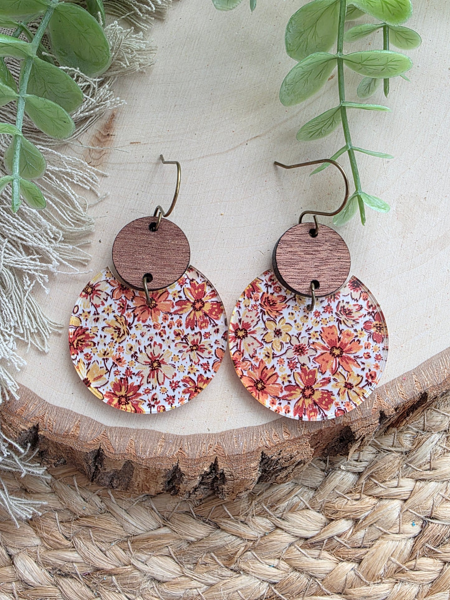 Acrylic Vintage Floral Circle Earrings