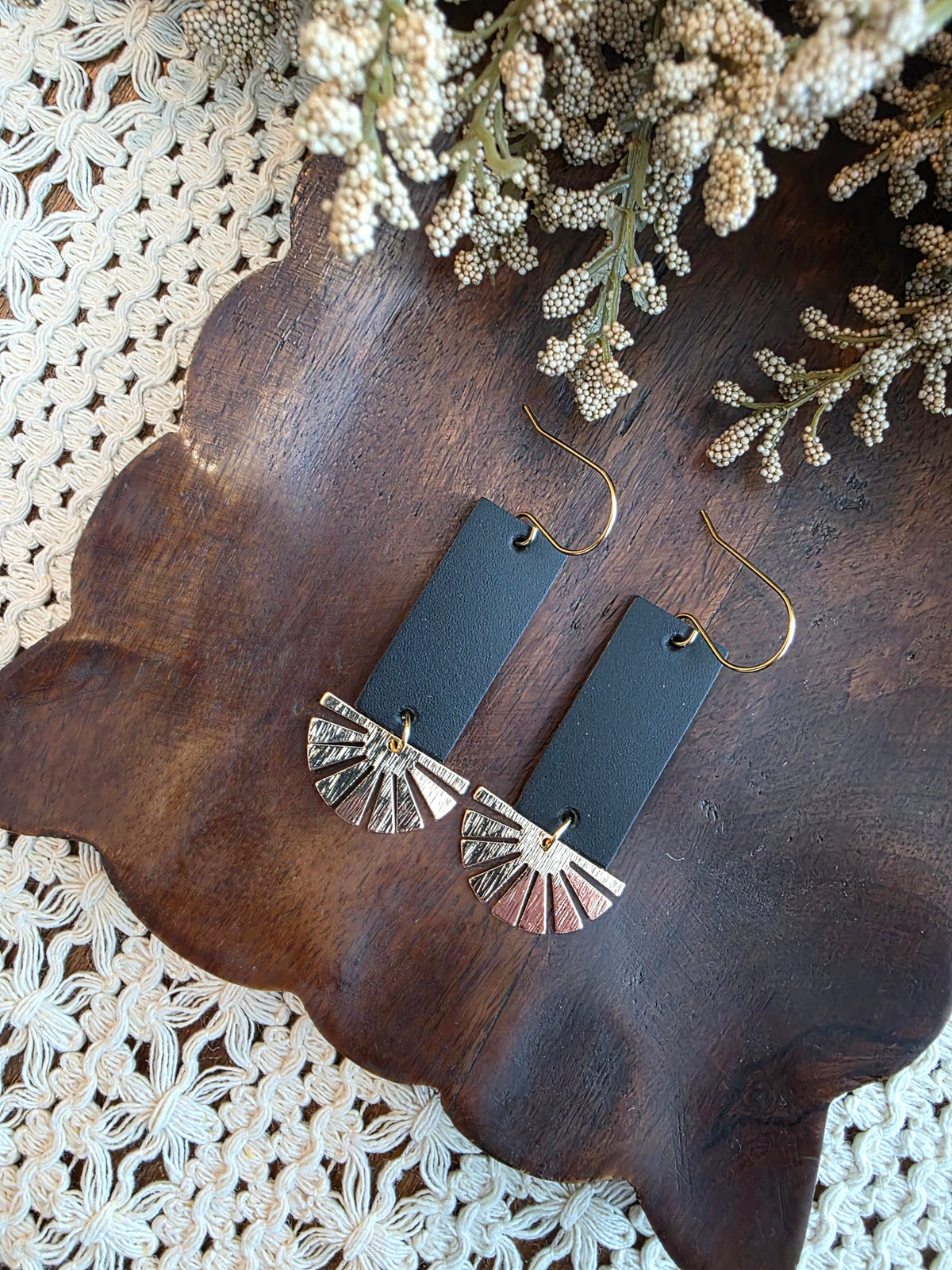 Black & Gold Sunray Bar Earrings