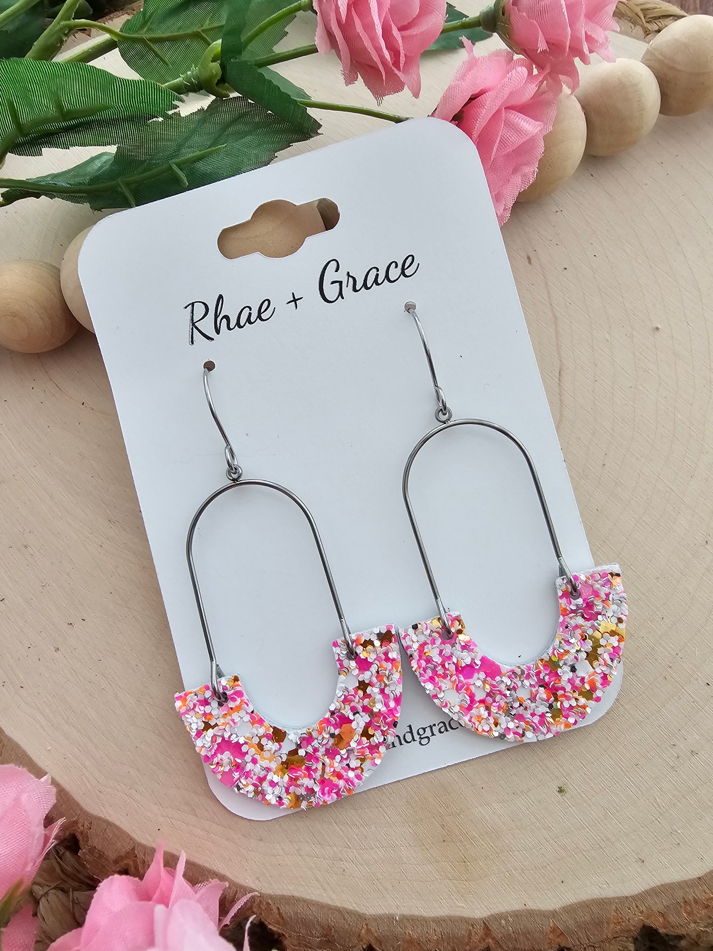 Cupid's Glitter Inverted Arch Earrings