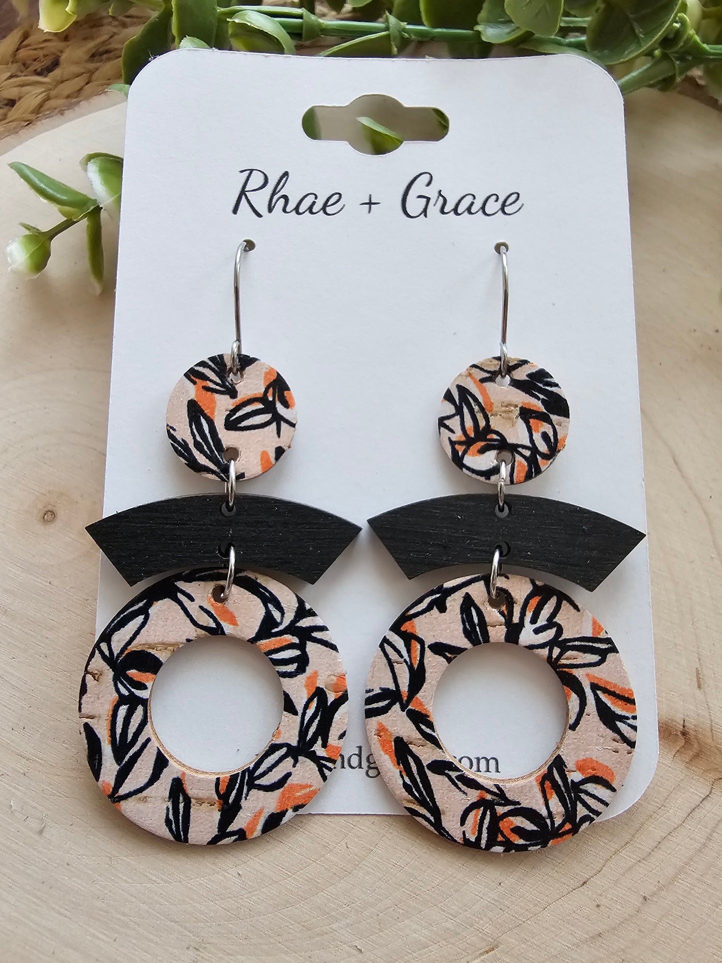 Autumn Vines Round Cutout Earrings