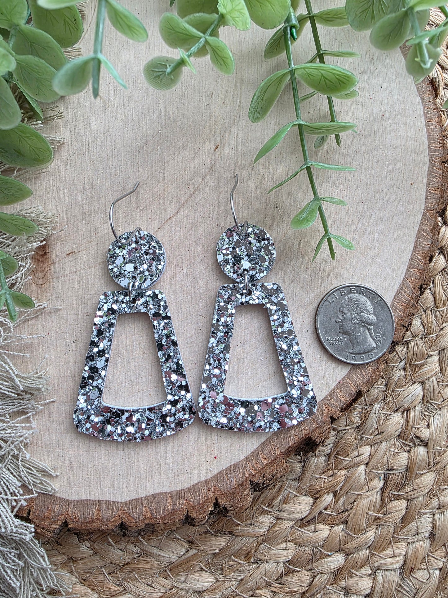 Silver Glitter Open Trapezoid Earrings