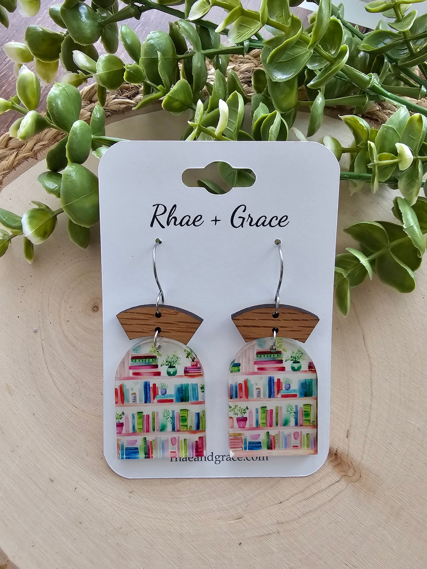 Book Lover Closed Arch Earrings